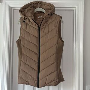 Zara Hooded Puffer Vest